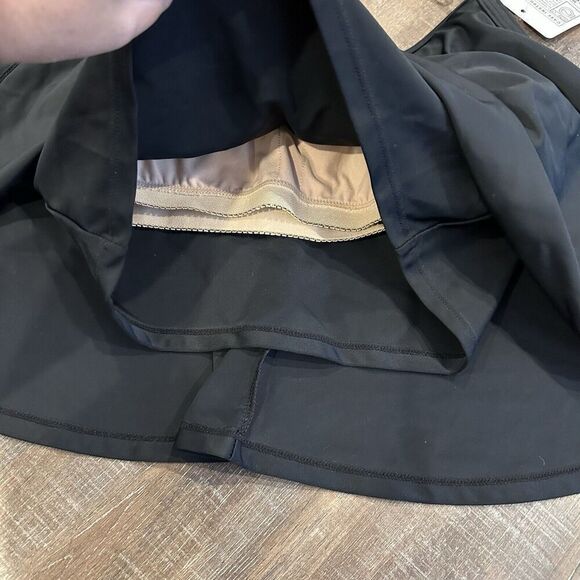 Kortni Jeane Swim Swing Top Womens Medium Black Bikini Simple Padded Pool NWT - Picture 6 of 10